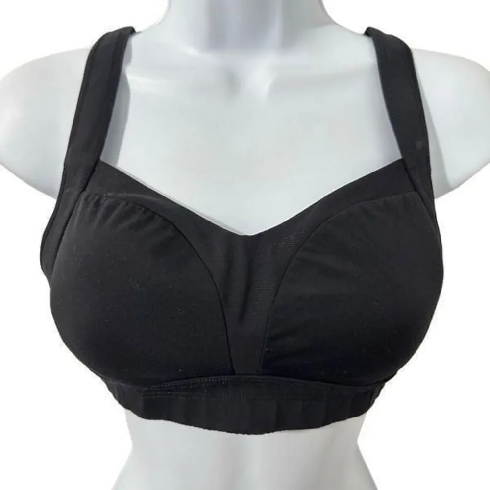 Lululemon sports black bra 34C.  A564